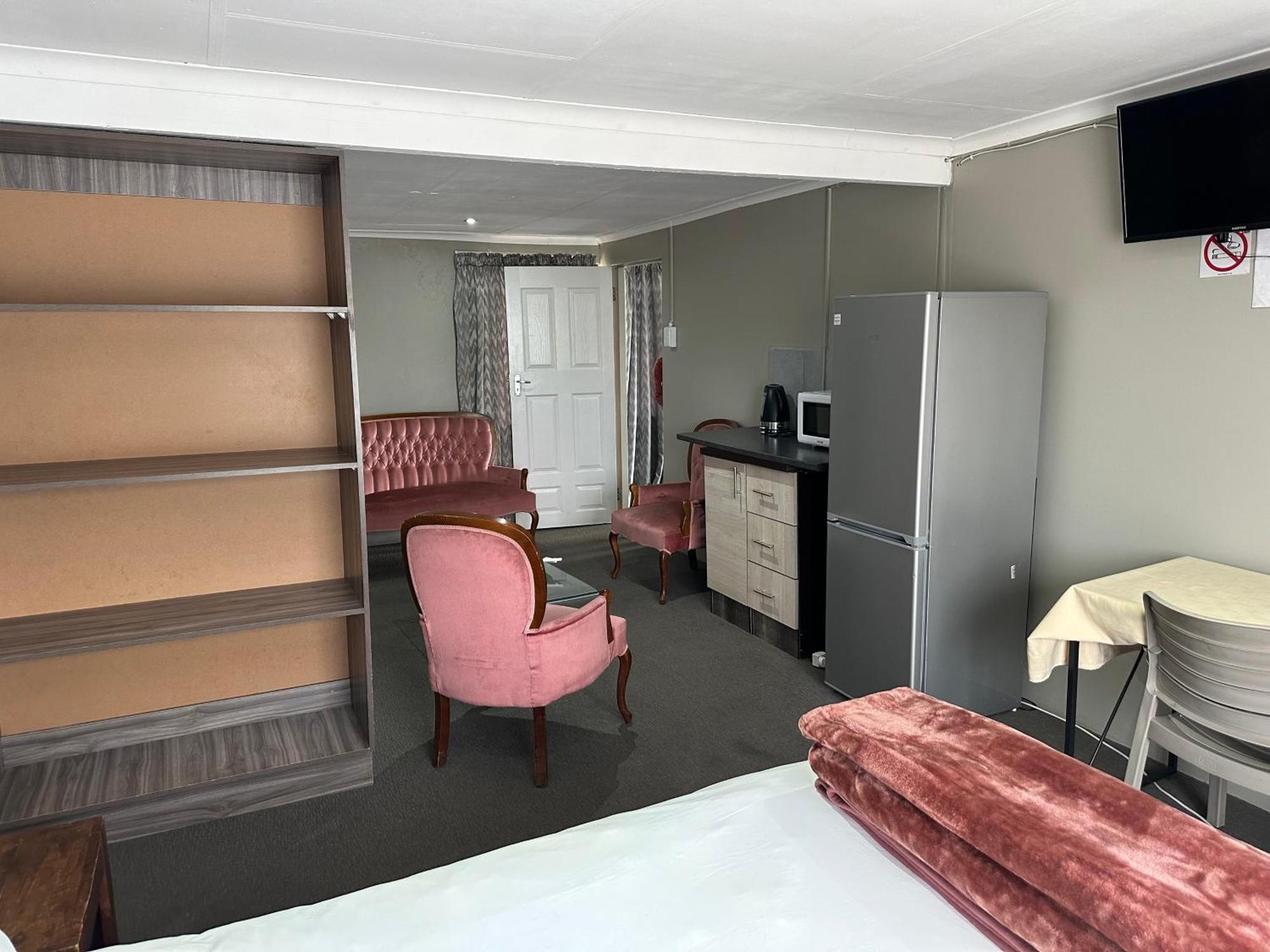 Favour Guest House Polokwane Exterior photo